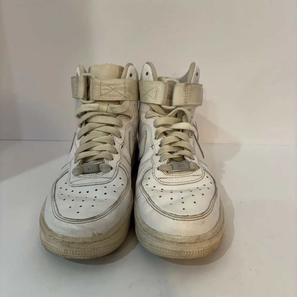 Nike Air Force 1 size 6.5
